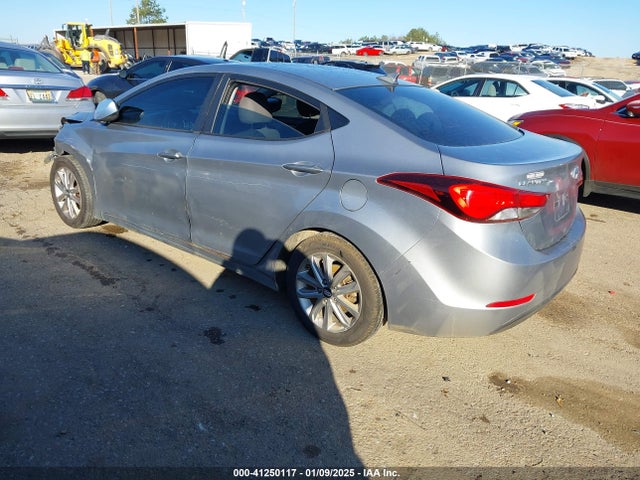 Hyundai ELANTRA SE 2015 5NPDH4AEXFH599190 Image 3
