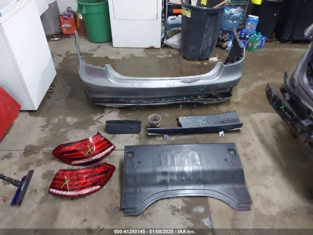 WDDHF8JB0FB121825 Mercedes-Benz E 350 4matic