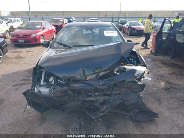 2T1BURHE6JC989818 Toyota Corolla Xle