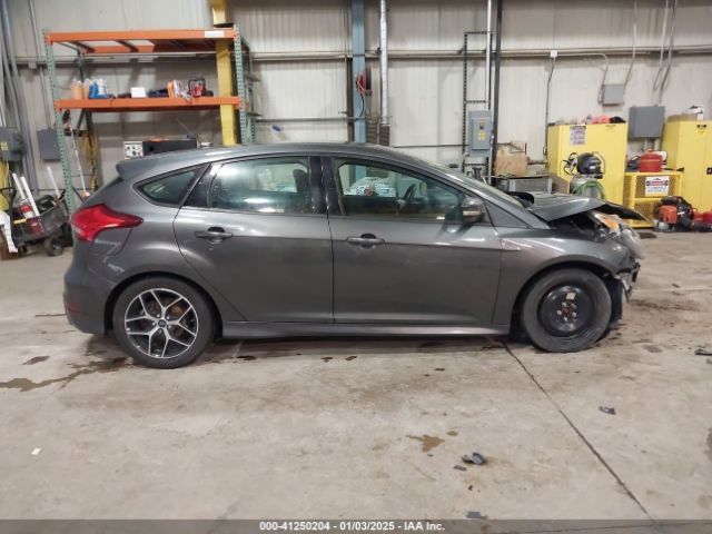 1FADP3K28FL383583 Ford FOCUS SE