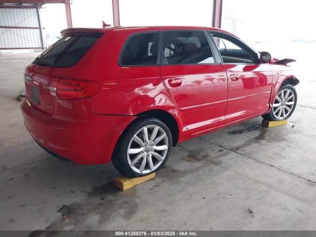 2010 AUDI A3 WAUFFAFM0AA147839 Photo 3