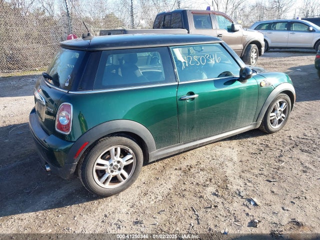 2013 MINI HARDTOP WMWSU3C59DT544682 Photo 3