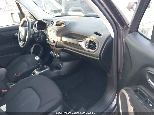ZACCJAAW1GPD26817 Jeep Renegade Sport