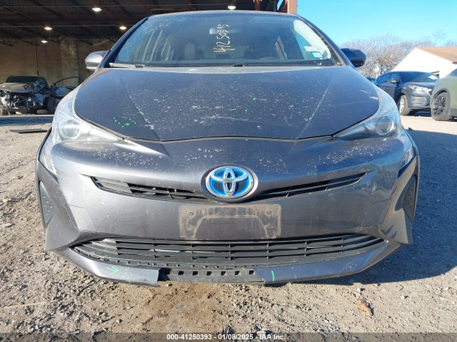 Toyota Prius Two 2016 JTDKBRFU5G3002272 Image 12