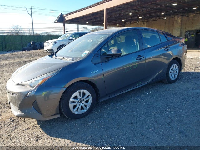 Toyota Prius Two 2016 JTDKBRFU5G3002272 Image 2