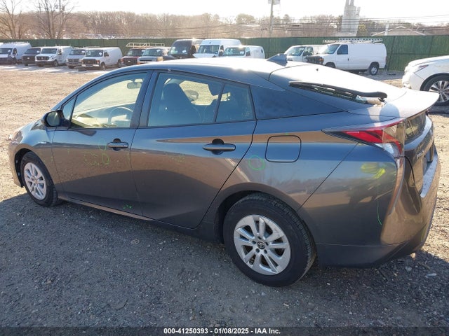 Toyota Prius Two 2016 JTDKBRFU5G3002272 Image 3