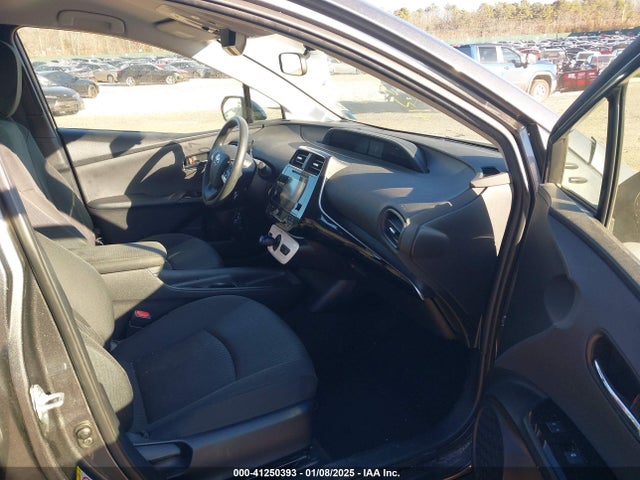 Toyota Prius Two 2016 JTDKBRFU5G3002272 Image 5