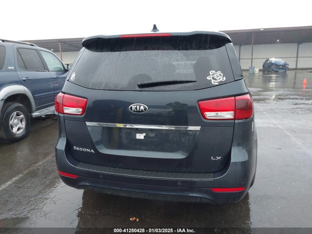KNDMB5C19G6128029 KIA SEDONA LX