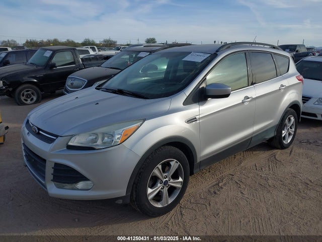 Ford ESCAPE SE 2016 1FMCU0GX5GUA39640 Image 2