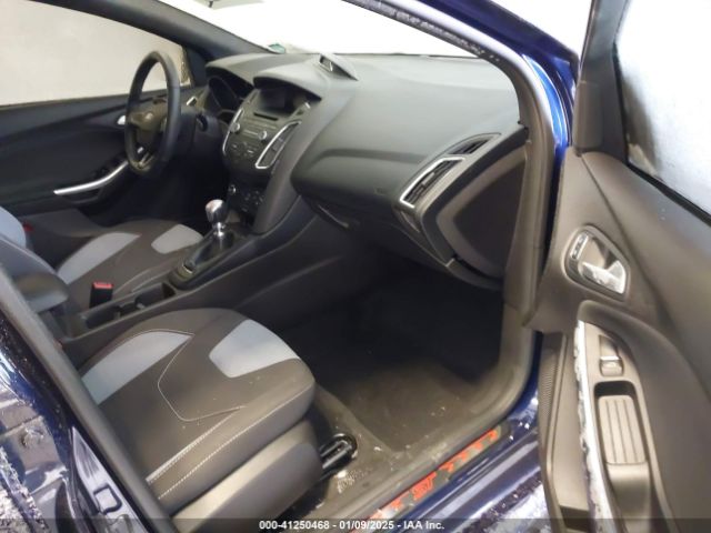 1FADP3L97HL307156 Ford FOCUS ST