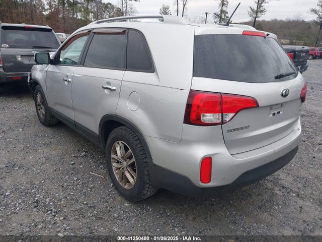 5XYKT3A62FG627886 KIA SORENTO LX