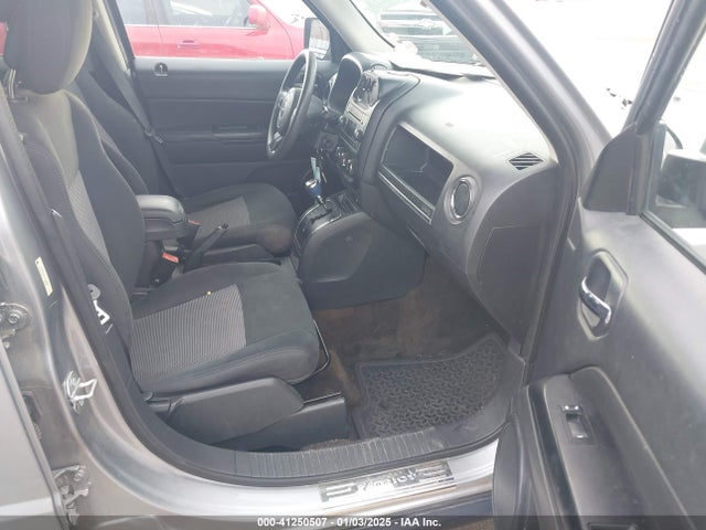 1C4NJRBB3FD136050 Jeep Patriot Sport