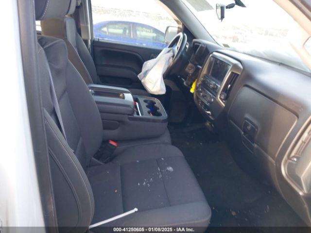 1GCVKREC6HZ268095 Chevrolet Silverado 1500 2lt