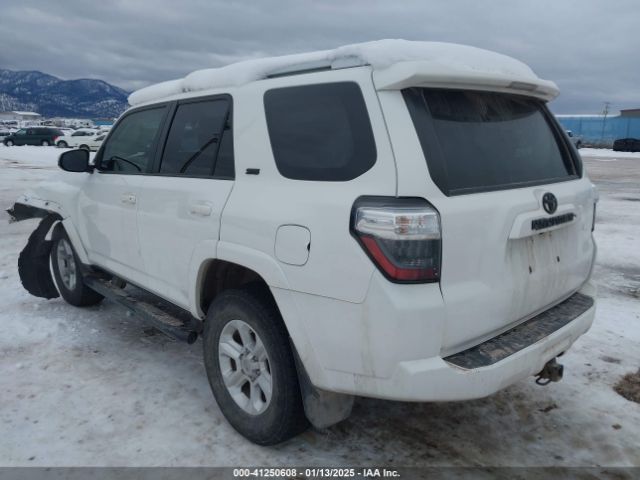 2015 TOYOTA 4RUNNER JTEBU5JR4F5218442 Photo 2