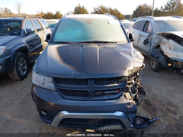 3C4PDDGG9KT821486 Dodge Journey Crossroad Awd