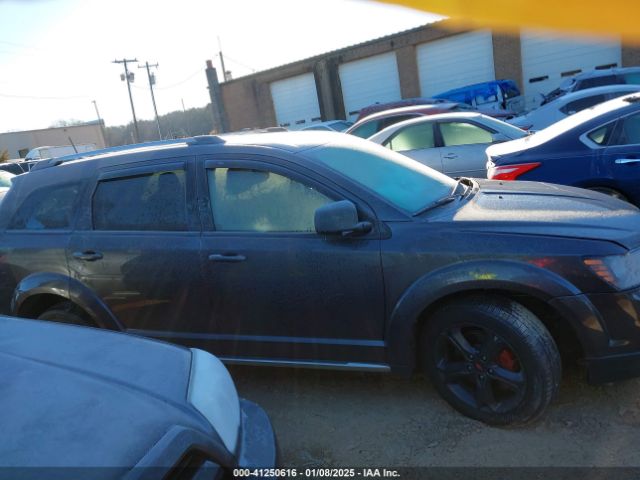 3C4PDDGG9KT821486 Dodge Journey Crossroad Awd