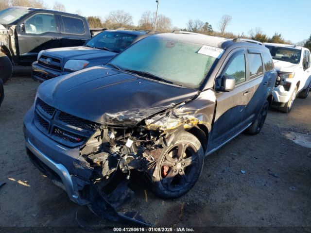 3C4PDDGG9KT821486 Dodge Journey Crossroad Awd