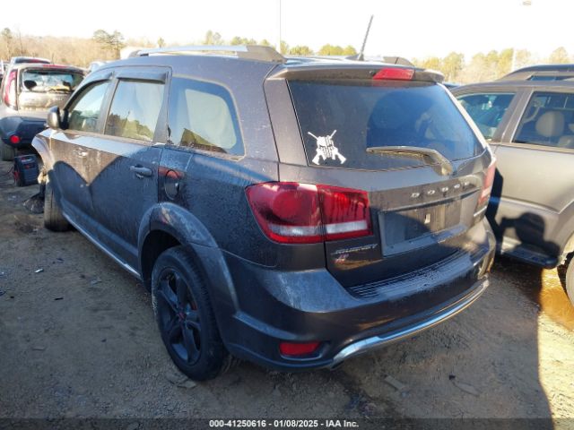3C4PDDGG9KT821486 Dodge Journey Crossroad Awd