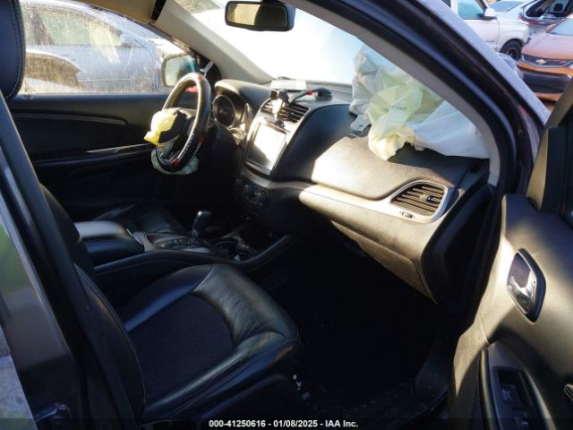 3C4PDDGG9KT821486 Dodge Journey Crossroad Awd