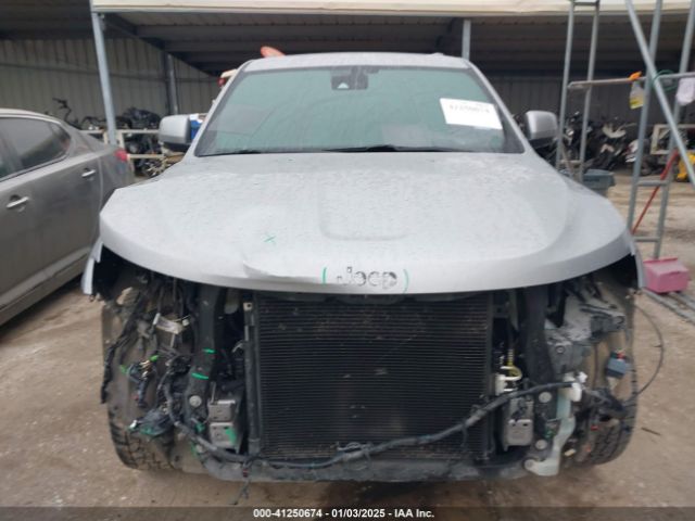 1C4RJFCG4JC360338 Jeep Grand Cherokee High Altitude 4x4