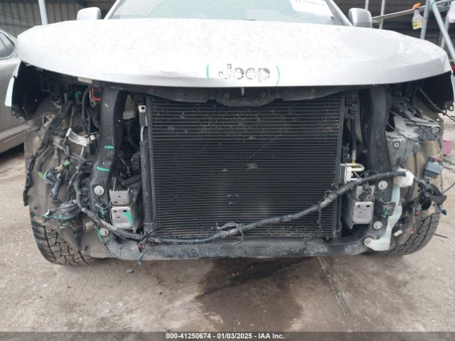 1C4RJFCG4JC360338 Jeep Grand Cherokee High Altitude 4x4