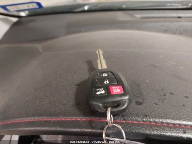 4T1BF1FK9FU050429 Toyota CAMRY SE