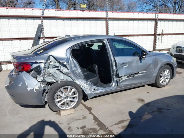 JM1BM1W74F1227198 Mazda Mazda3 I Grand Touring