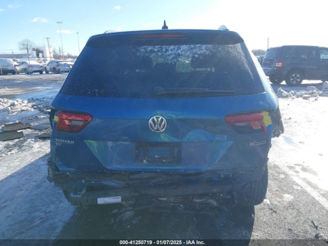3VV2B7AX7LM142016 Volkswagen Tiguan 2.0t Se/2.0t Se R-line Black/2.0t Sel