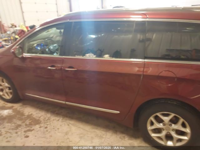 2C4RC1EG6HR517640 Chrysler Pacifica Touring-l Plus
