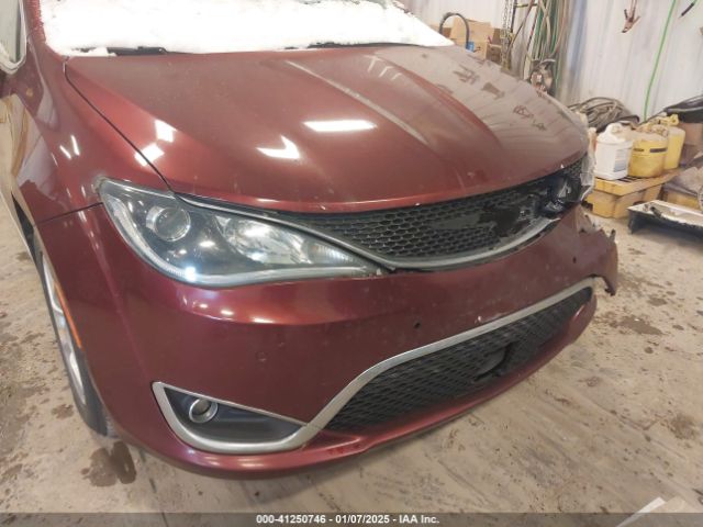 2C4RC1EG6HR517640 Chrysler Pacifica Touring-l Plus