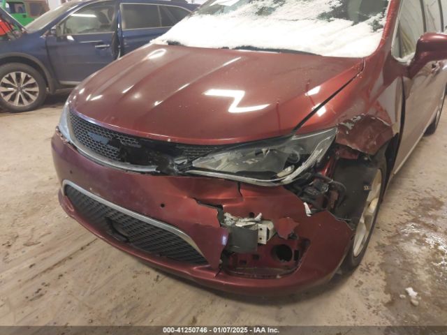 2C4RC1EG6HR517640 Chrysler Pacifica Touring-l Plus