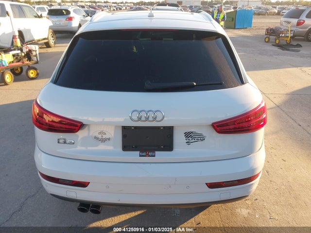 WA1BFCFS0GR019049 Audi Q3 2.0t Premium Plus