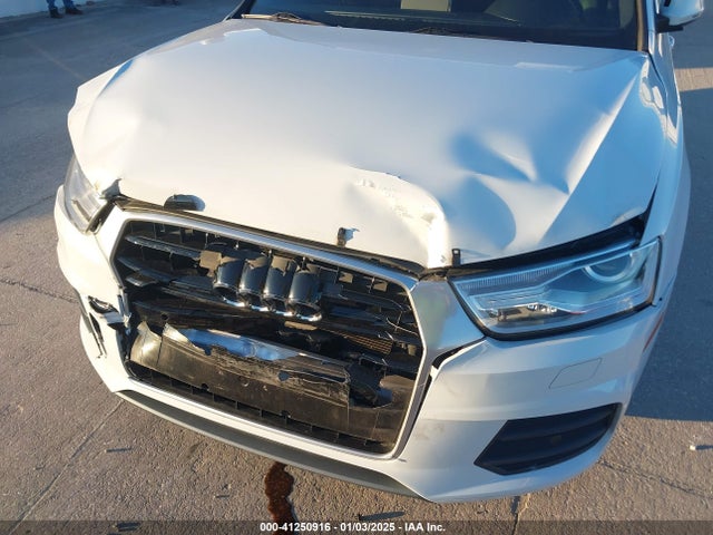 WA1BFCFS0GR019049 Audi Q3 2.0t Premium Plus