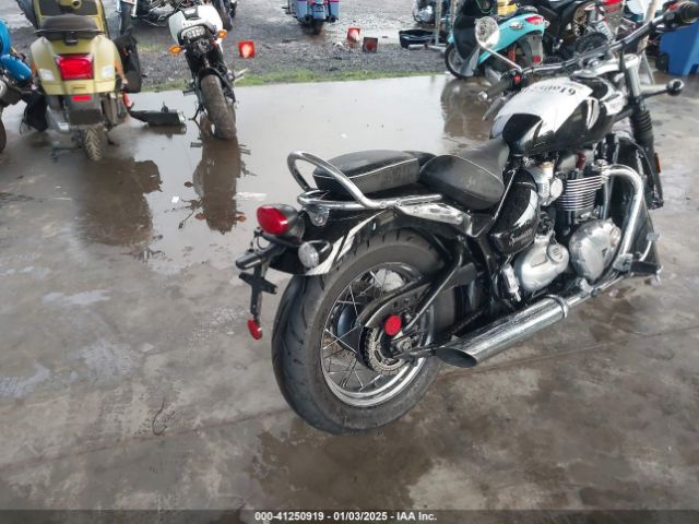 2023 TRIUMPH MOTORCYCLE BONNEVILLE SMTD46HLXPTBF8622 Photo 3