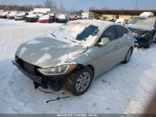 Hyundai ELANTRA SE 2017 KMHD74LFXHU095848 Image 2