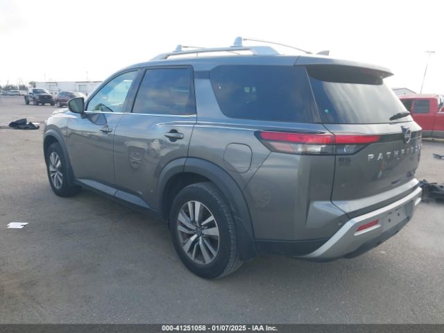 5N1DR3CAXNC250098 Nissan Pathfinder Sl 2wd