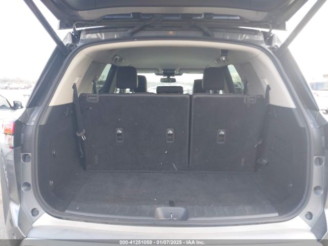 5N1DR3CAXNC250098 Nissan Pathfinder Sl 2wd