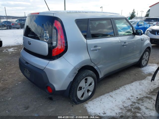 KNDJN2A28F7768035 KIA Soul