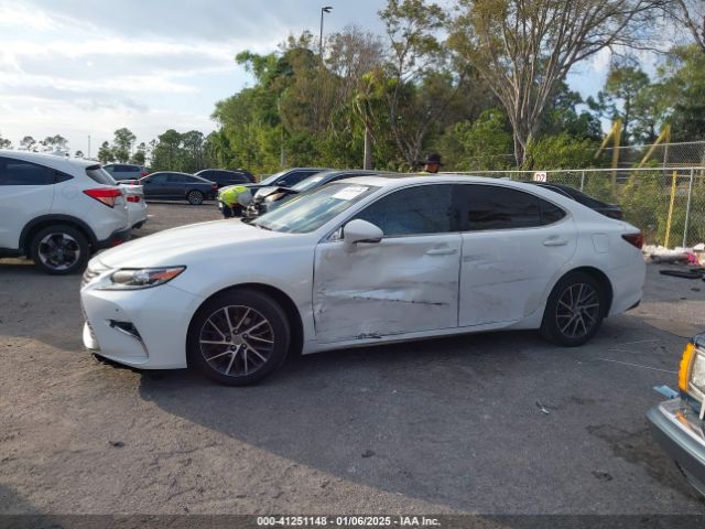 58ABK1GG5GU021042 Lexus ES 350