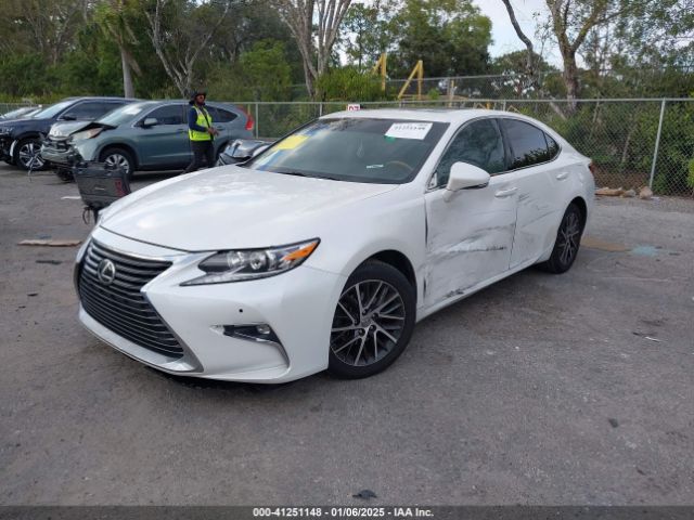 58ABK1GG5GU021042 Lexus ES 350