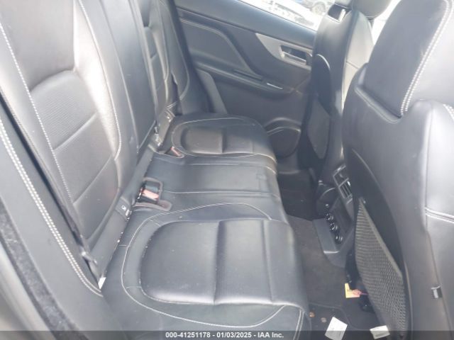 SADCM2FV3JA288287 Jaguar F-PACE S