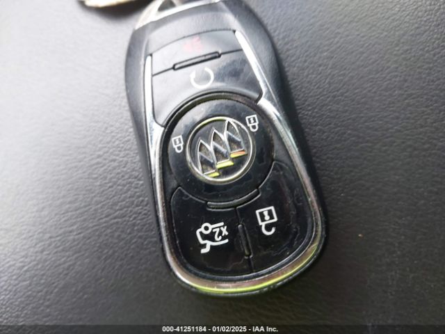 1G4ZP5SSXHU161759 Buick Lacrosse Essence
