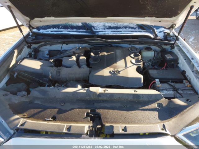 JTEBU5JR5G5320138 Toyota 4RUNNER SR5