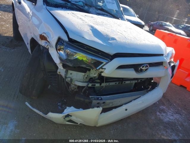 JTEBU5JR5G5320138 Toyota 4RUNNER SR5