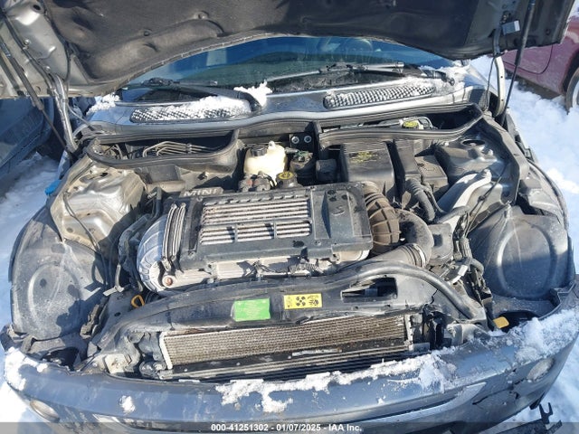 2005 MINI COOPER S WMWRE33435TG95024 Photo 9