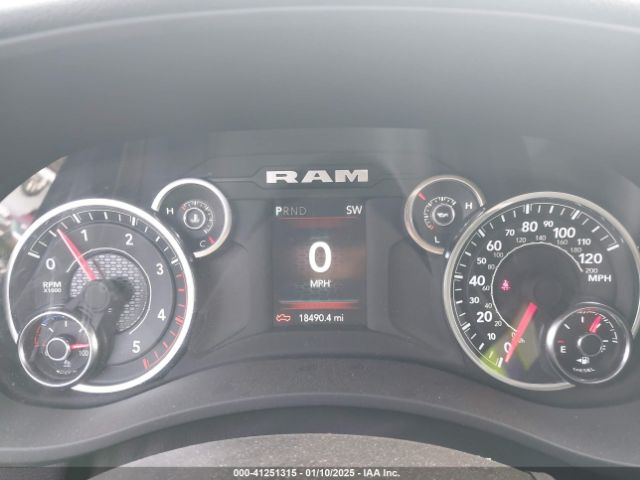 3C6UR5DLXRG244716 RAM 2500 Big Horn  4x4 6'4 Box