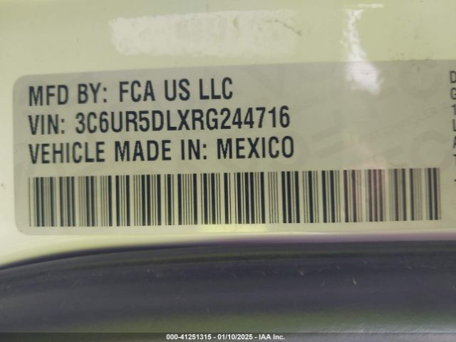 3C6UR5DLXRG244716 RAM 2500 Big Horn  4x4 6'4 Box