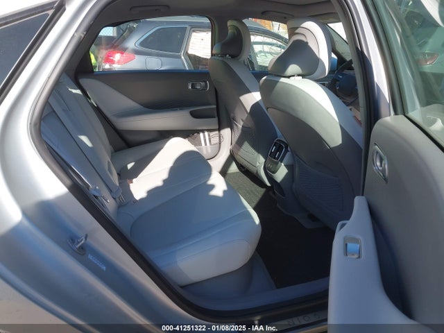 Hyundai Ioniq 6 Limited 2024 KMHM54AC2RA054647 Image 8