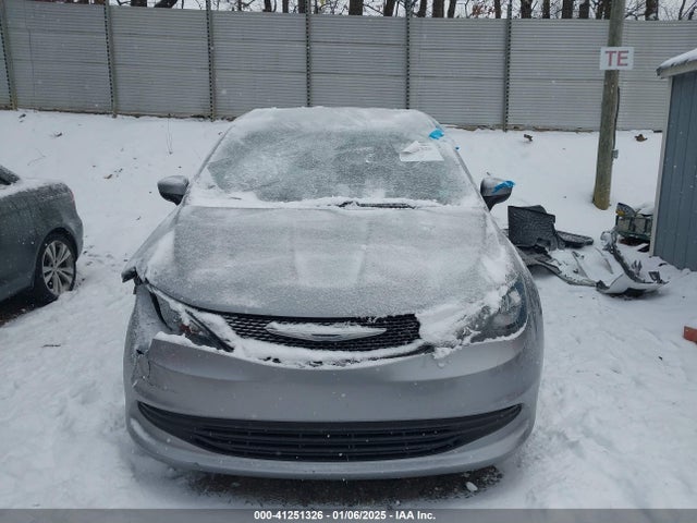2C4RC1AG7JR104850 Chrysler PACIFICA L