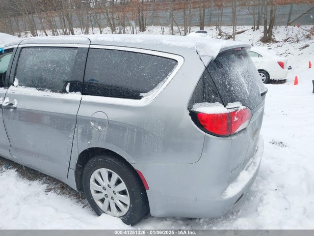 2C4RC1AG7JR104850 Chrysler PACIFICA L
